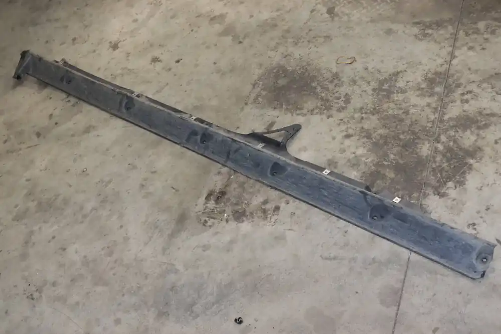 Audi Right Underbody Shield Panel / Liner (Q7) 4M0825212F Big Sale