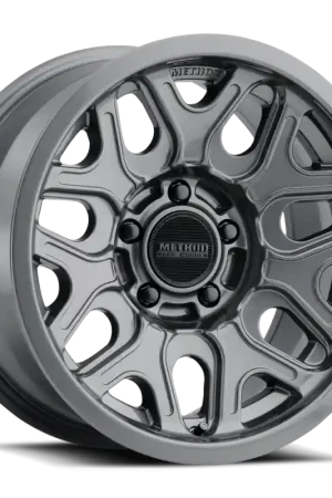 Method MR322 / 18x9 / 8x170 BP / 18ET / 5.68in BS / 130.81mm CB - Gloss Titanium Wheel Bulk Order