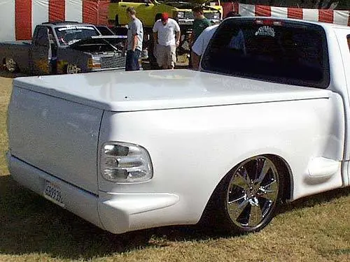 Limited Edition Rollpan with Fiberglass End Caps and License Plate - Bolt On - 2679101